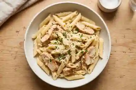 Creamy Chicken Alfredo Pasta view 2